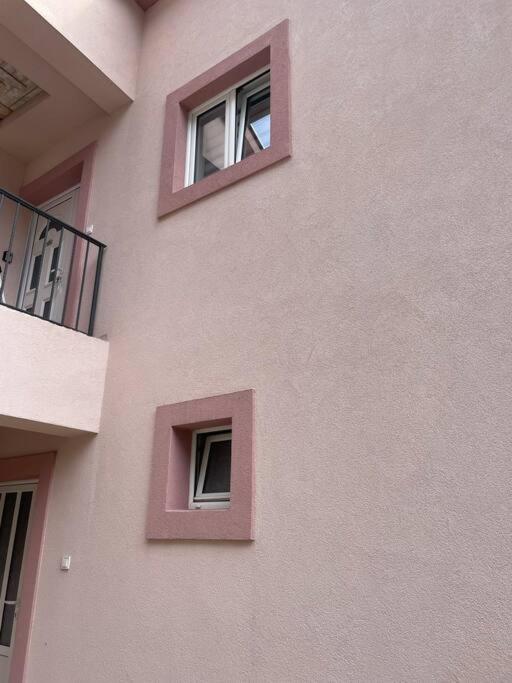Apartman Dolcerosa Kotor Eksteriør billede