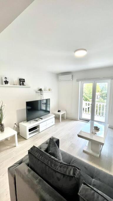 Apartman Dolcerosa Kotor Eksteriør billede
